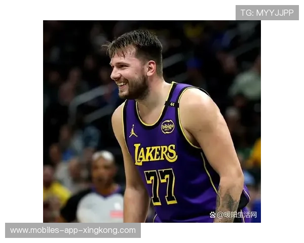 东契奇吐槽裁判：像在对我开玩笑