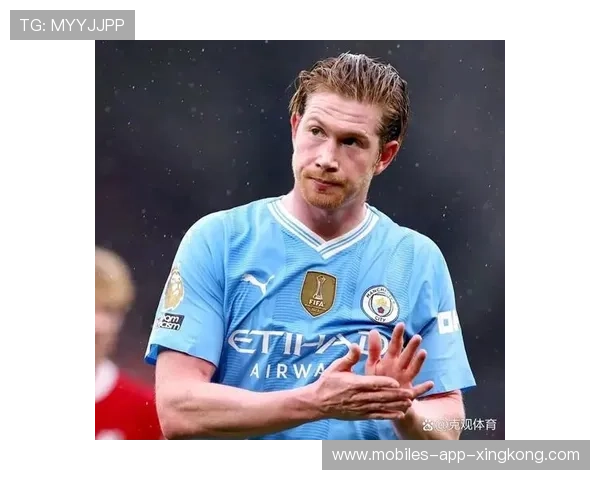 德布劳内脚后跟妙传穿透三名防守者，曼城技战术表现爆棚